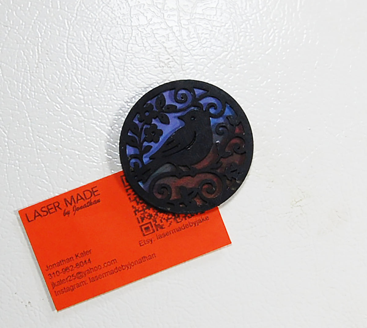 Round hand-painted basswood bird magnet