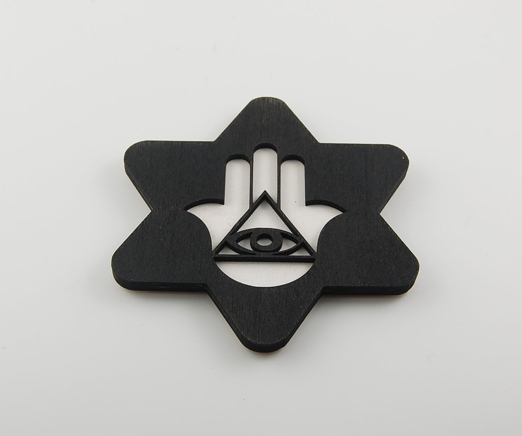 Star-shaped Judaica coaster with a detailed Hamsa design